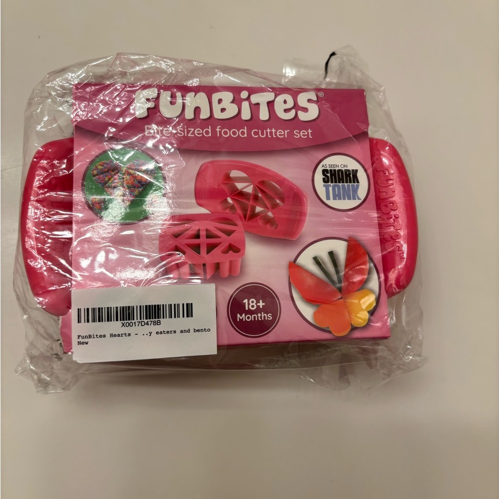 New Funbites Bite Sized Food Cutter Set Pink Hearts
